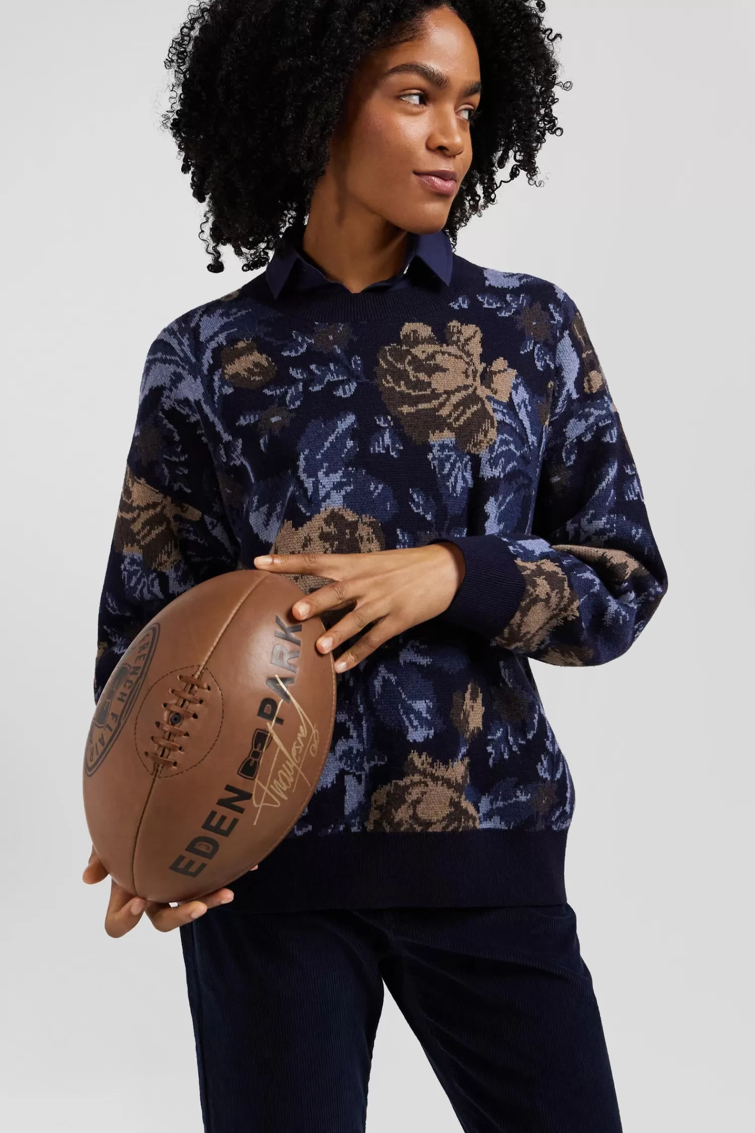 Eden Park Oversize navy wool and cotton crew neck jumper with floral patterns<Women Sweaters