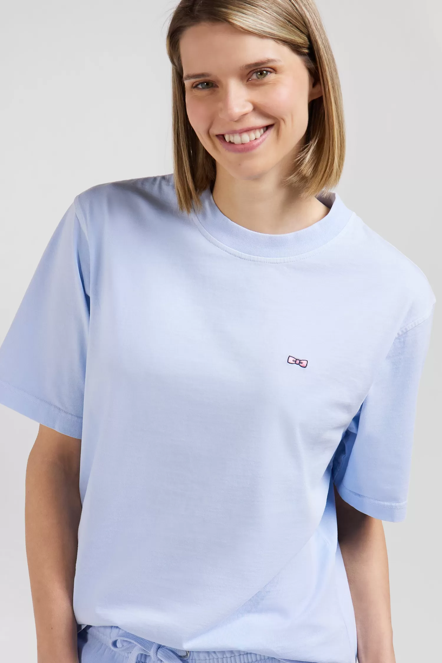 Eden Park Oversize sky blue unisex short-sleeved T-shirt in overdyed cotton<Women T-shirts | T-shirts