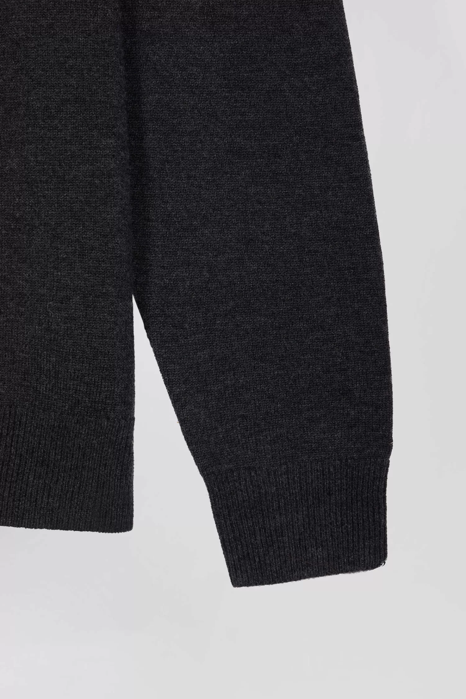 Eden Park Regular anthracite grey wool and cotton V-neck jumper with striped details< Sweaters
