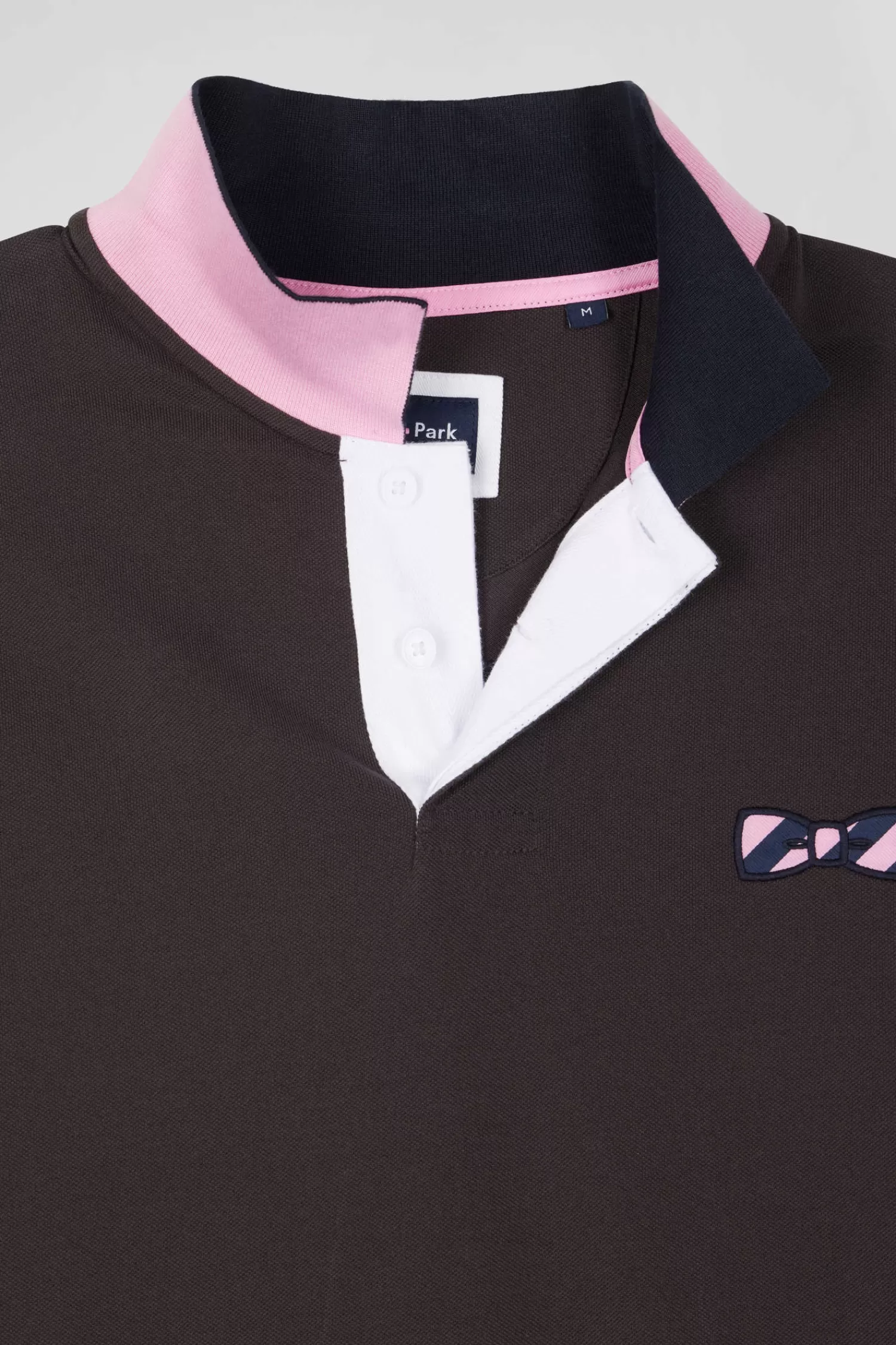 Eden Park Regular brown short-sleeved cotton piqué polo shirt with striped embroidery< Polos