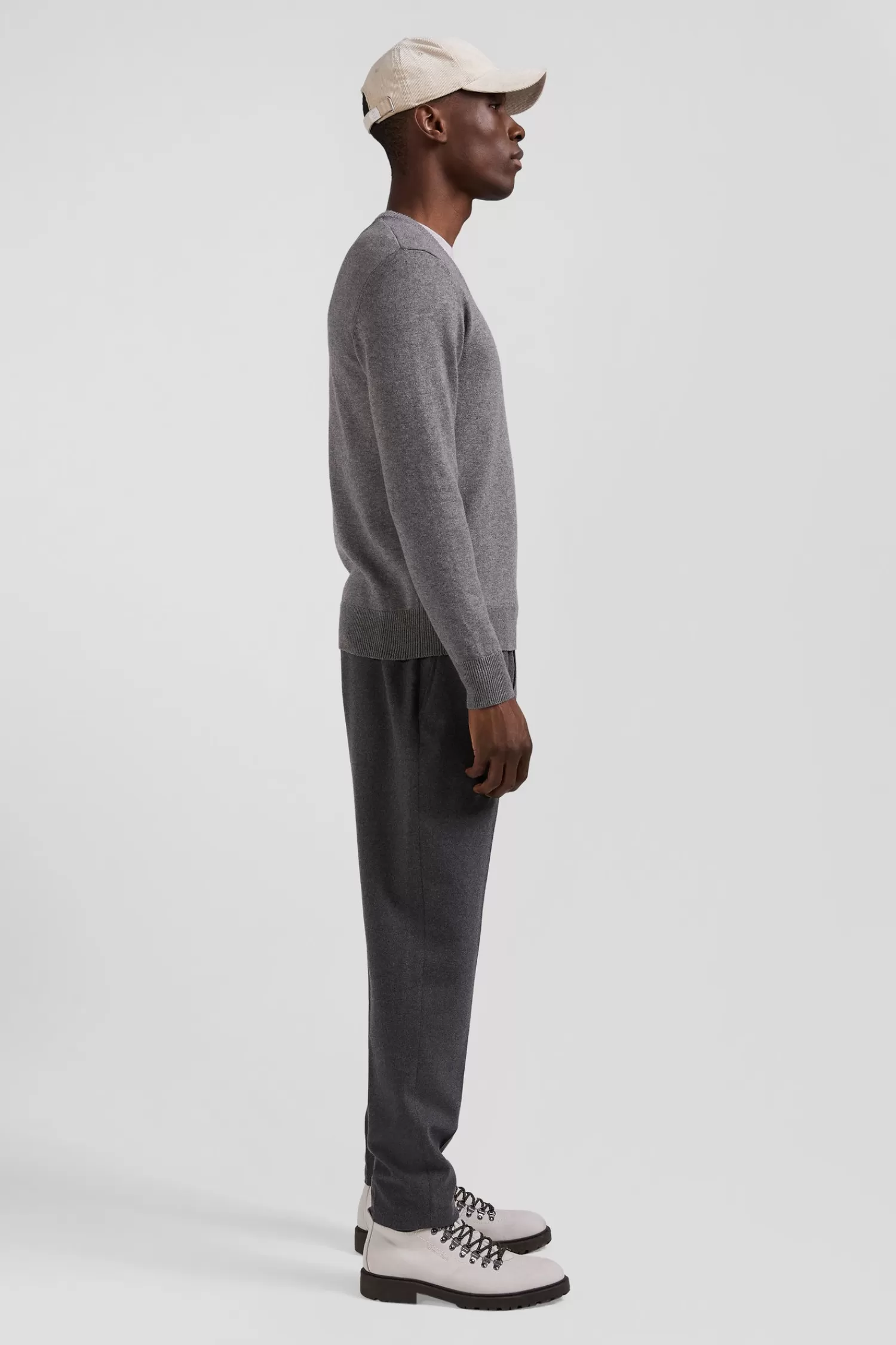 Eden Park Regular grey wool and cotton V-neck jumper with striped details< Sweaters
