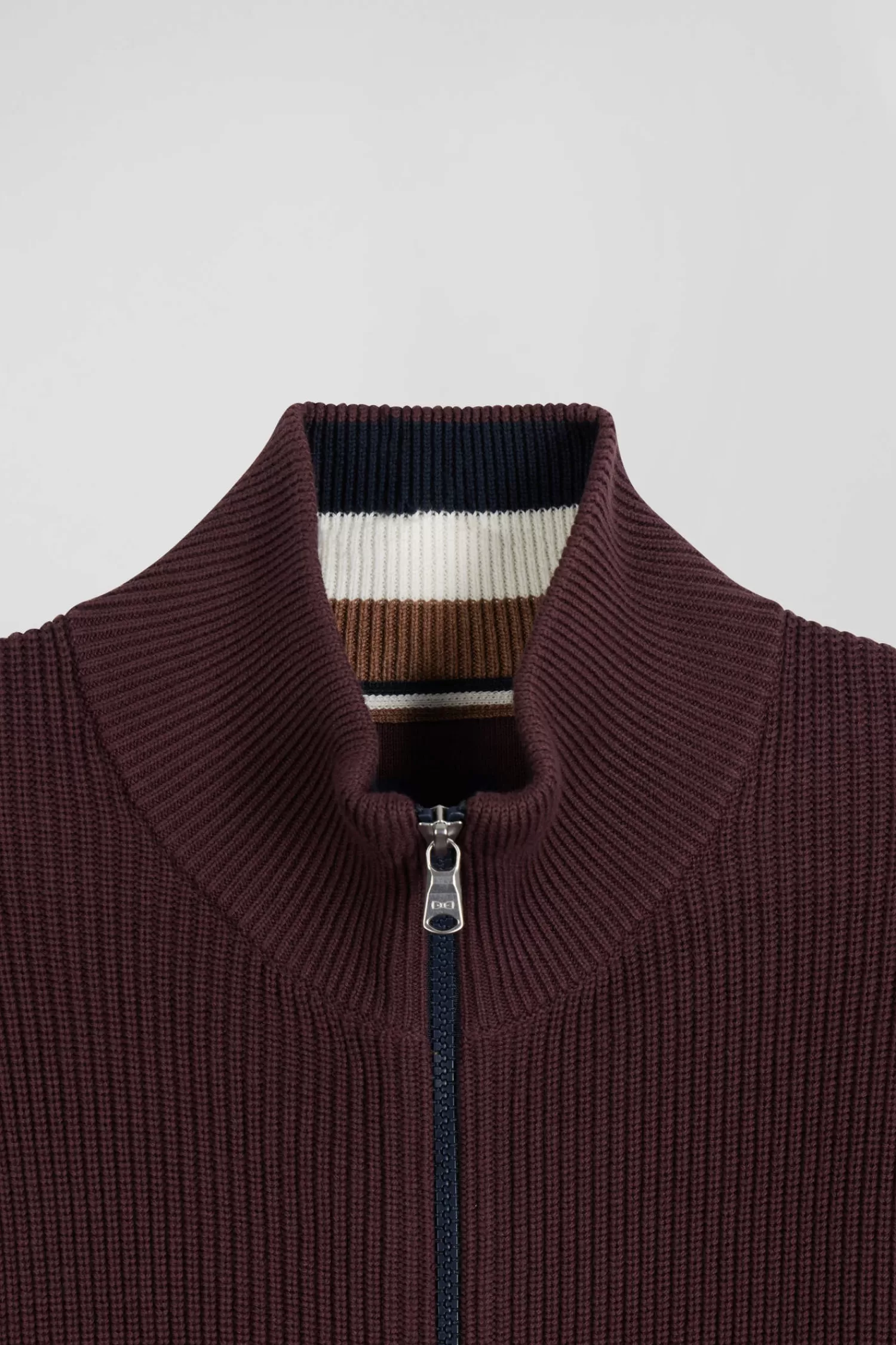 Eden Park Regular navy blue and burgundy cotton high collar zipped cardigan< Cardigans