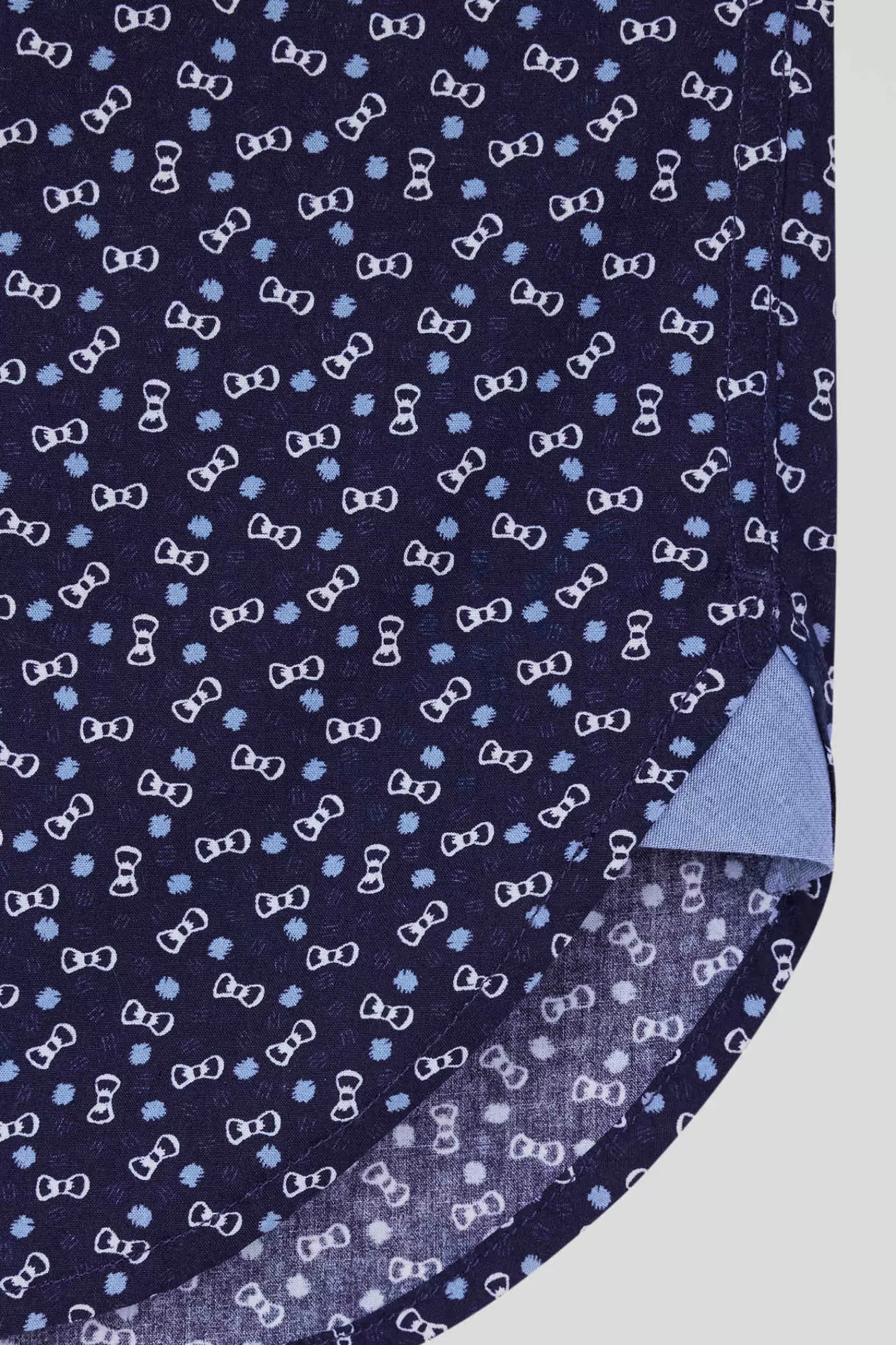 Eden Park Regular navy blue cotton poplin shirt with micro bow tie print< Shirts
