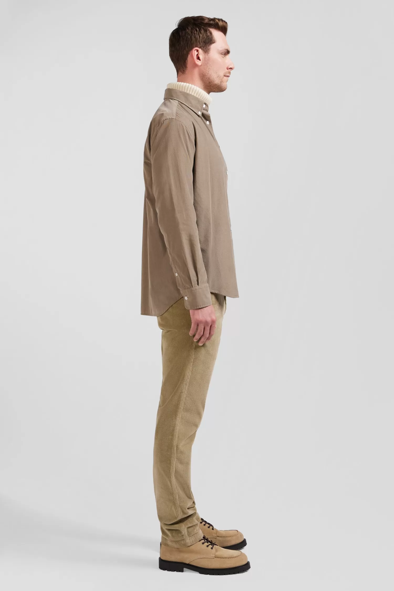 Eden Park Regular plain beige cotton shirt with button-down collar and chest pocket< Shirts