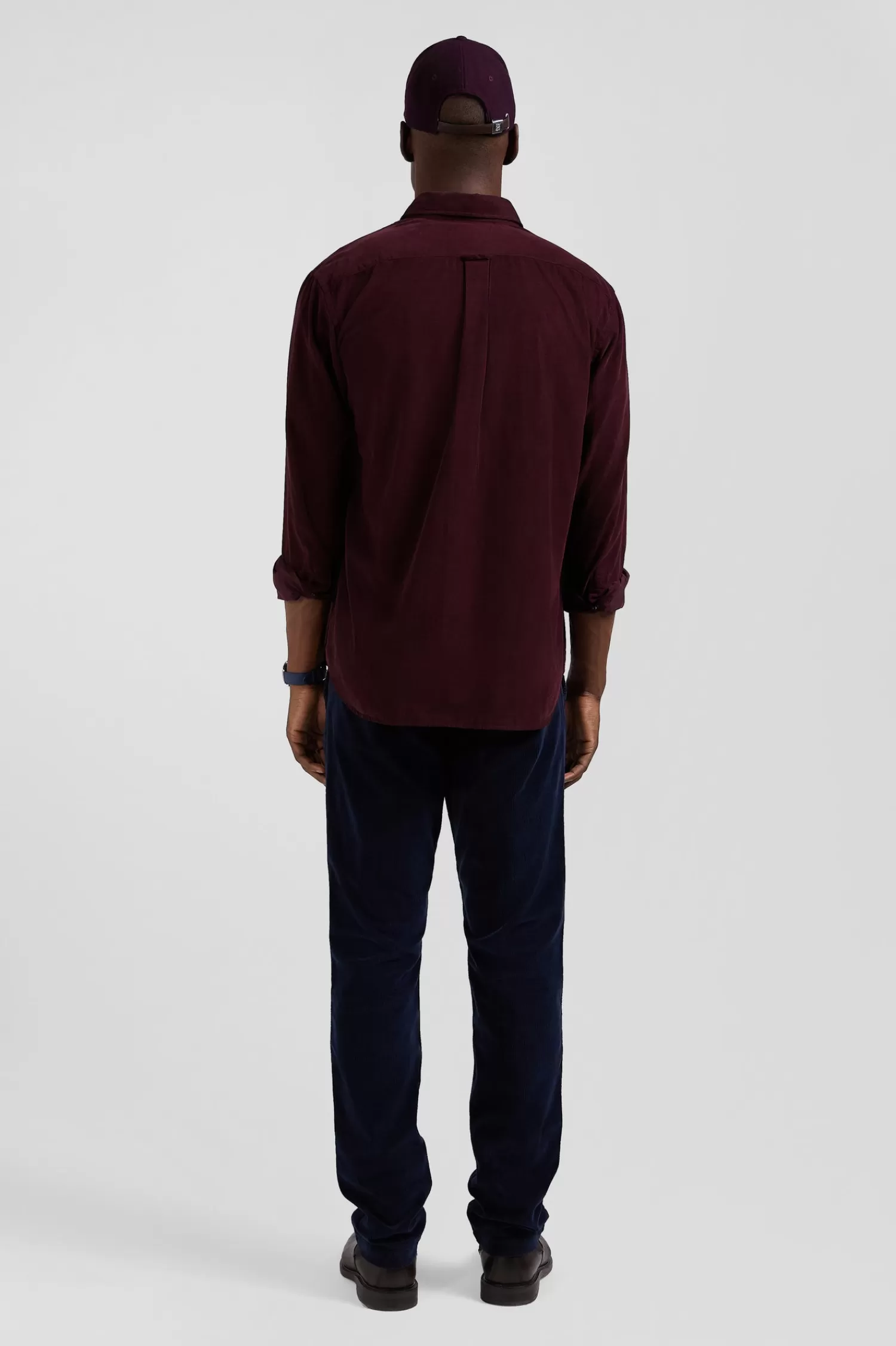 Eden Park Regular plain burgundy cotton shirt with button-down collar and chest pocket< Shirts