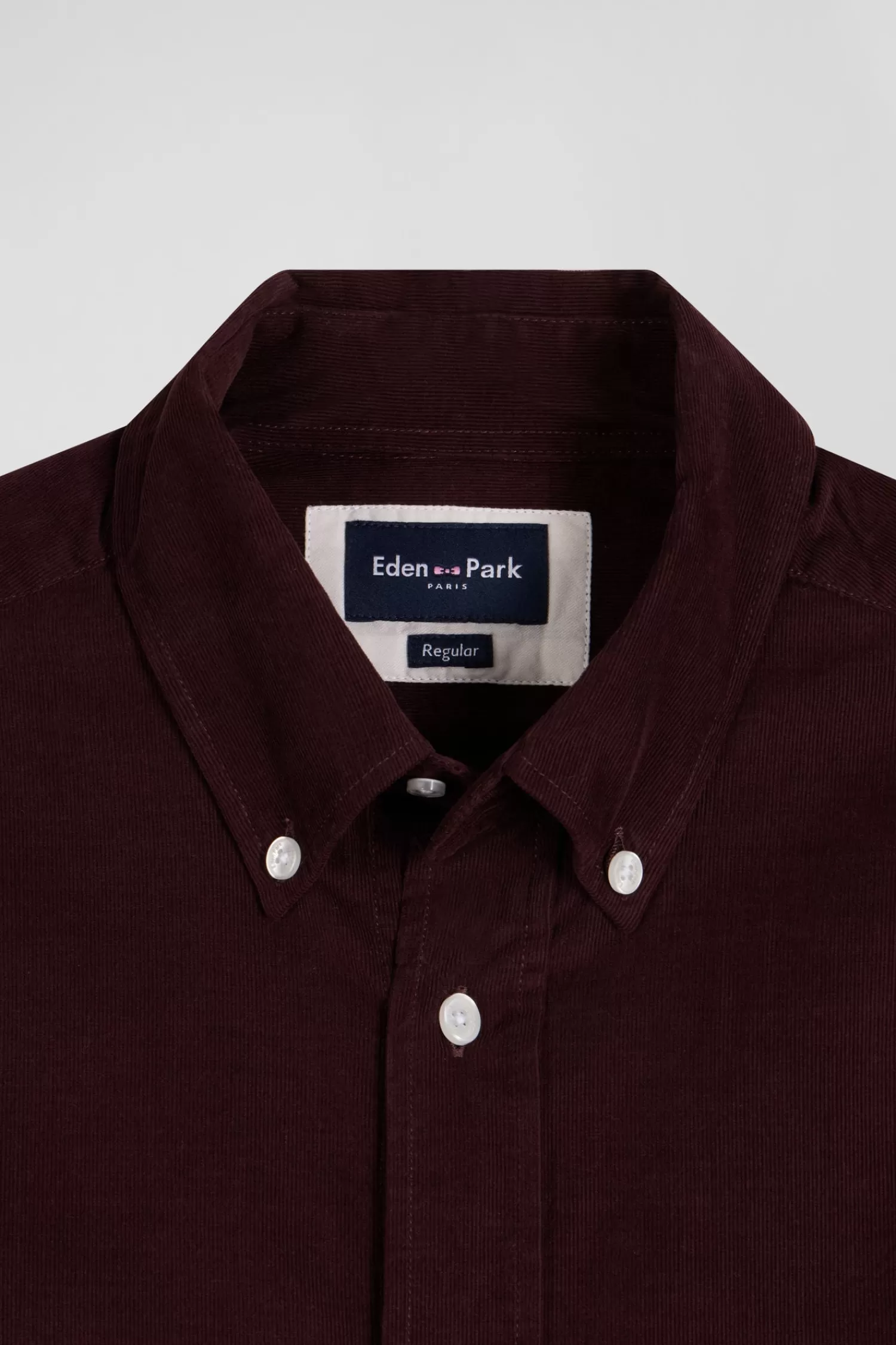 Eden Park Regular plain burgundy cotton shirt with button-down collar and chest pocket< Shirts