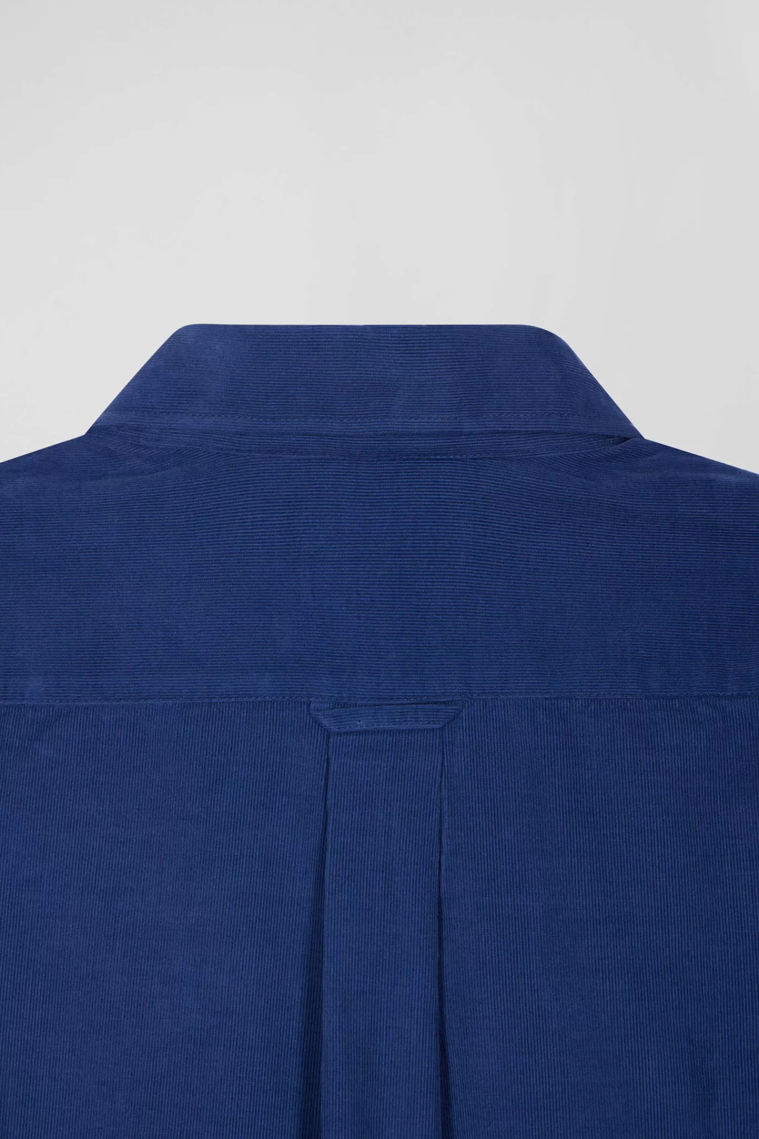 Eden Park Regular plain indigo blue cotton shirt with button-down collar and chest pocket< Shirts
