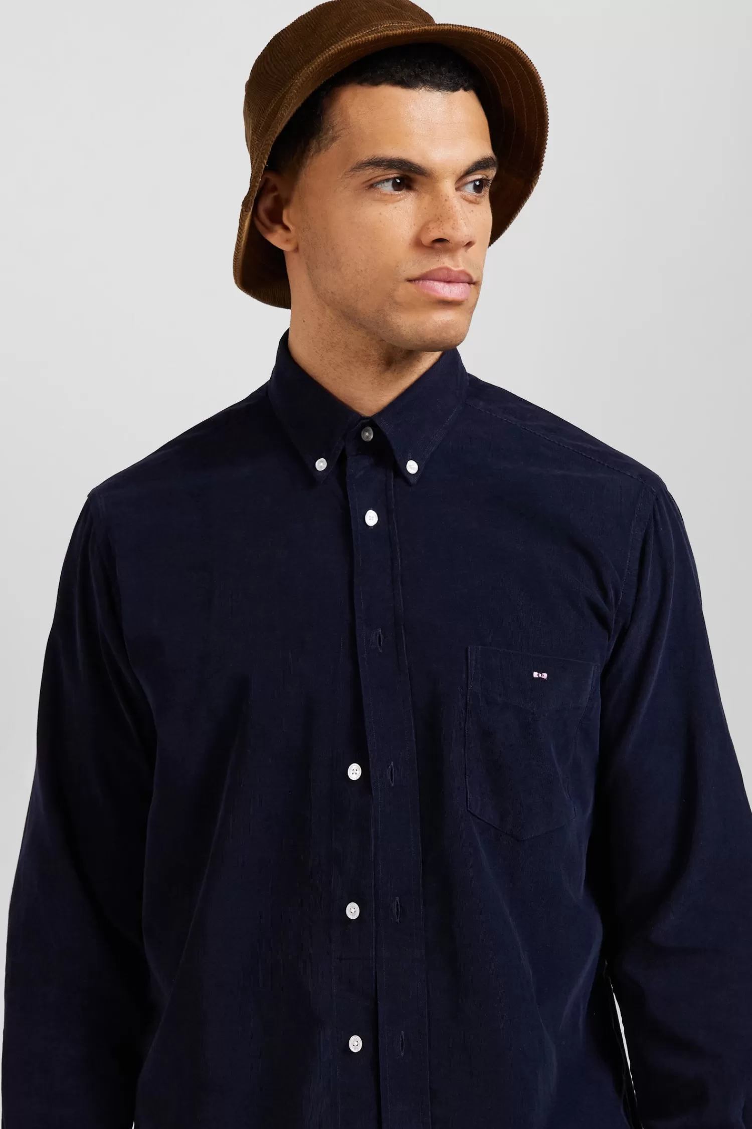 Eden Park Regular plain navy blue cotton shirt with button-down collar and chest pocket< Shirts
