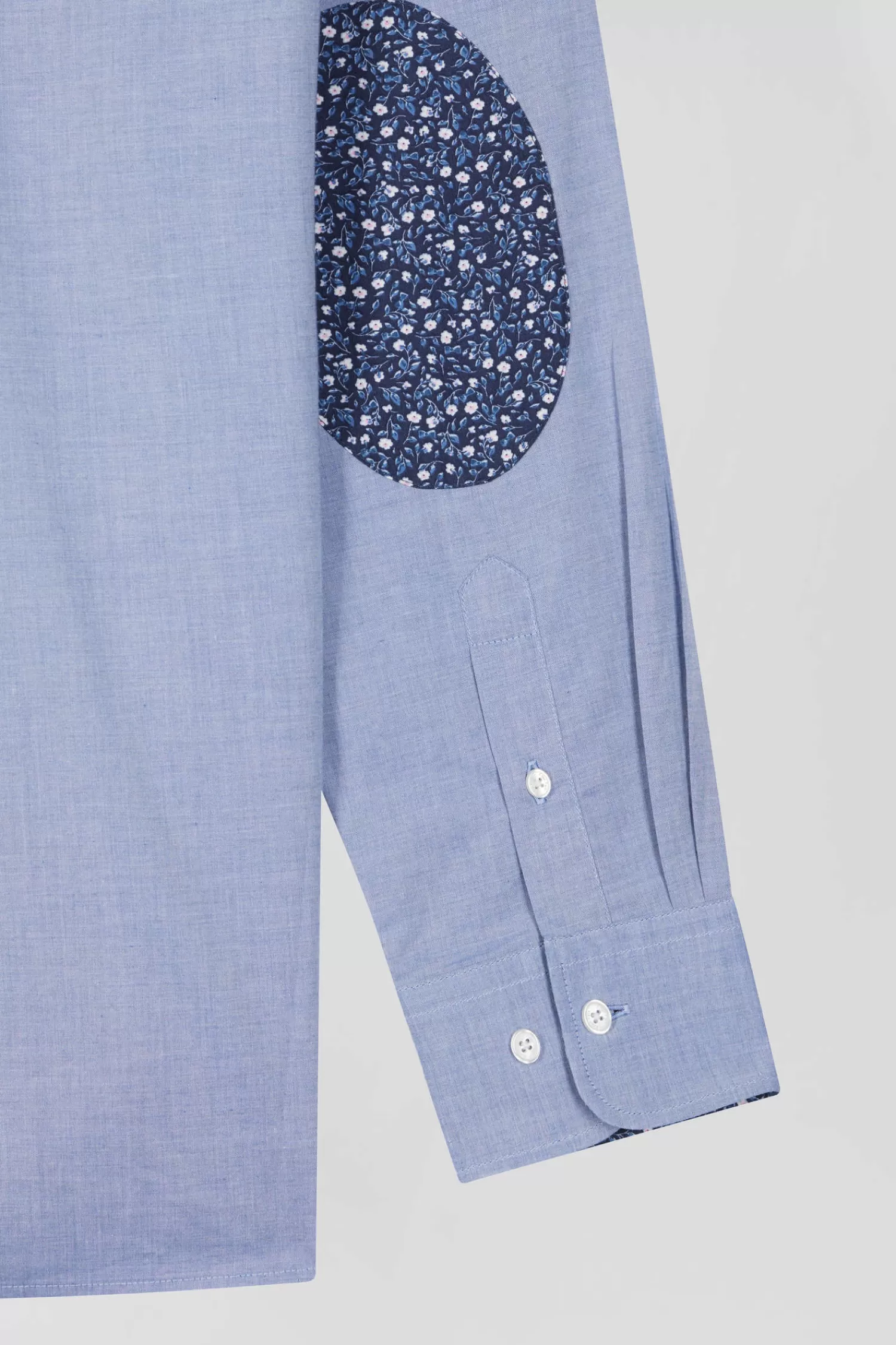 Eden Park Regular sky blue cotton denim shirt with printed elbow patches< Shirts