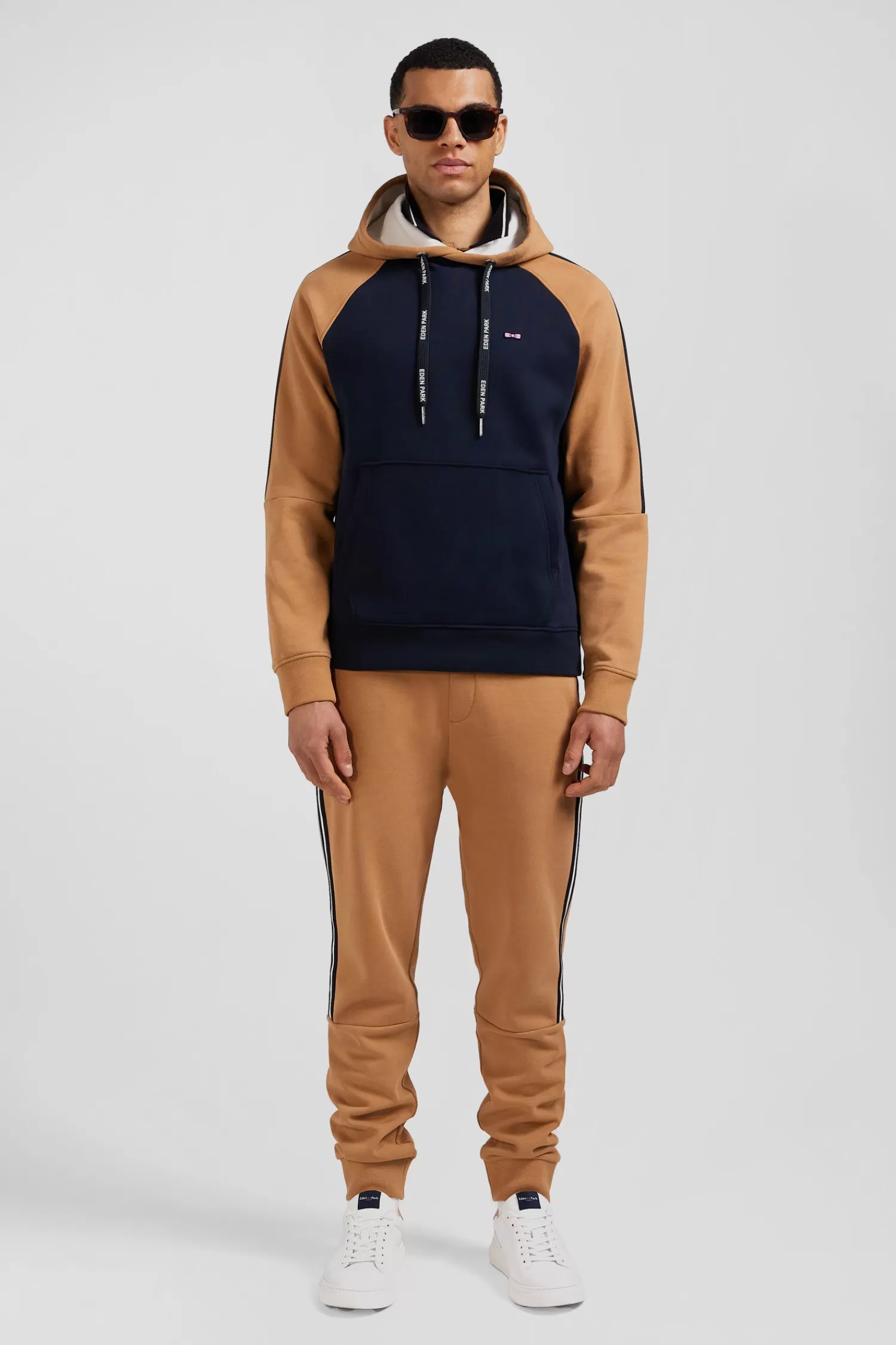 Eden Park Relaxed navy blue and camel fleece hoodie with branded drawstrings< Sweatshirts